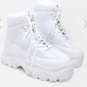 WHITE FLATFORM SPORTY CHUNKY SNEAKERS (PLATFORM)